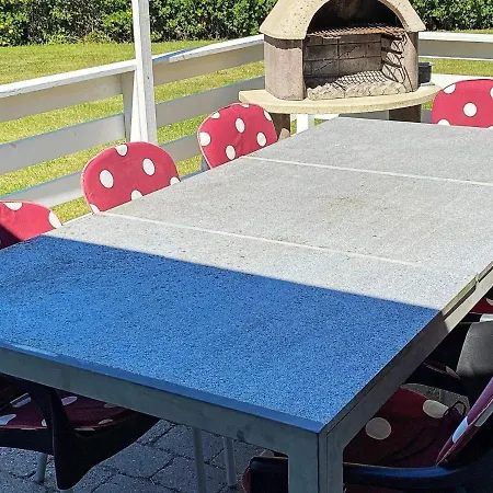 10 Person Holiday In Otterup Tatil Evi Hasmark